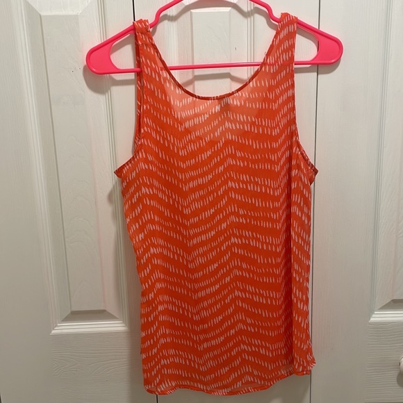 Top - Picture 2 of 2